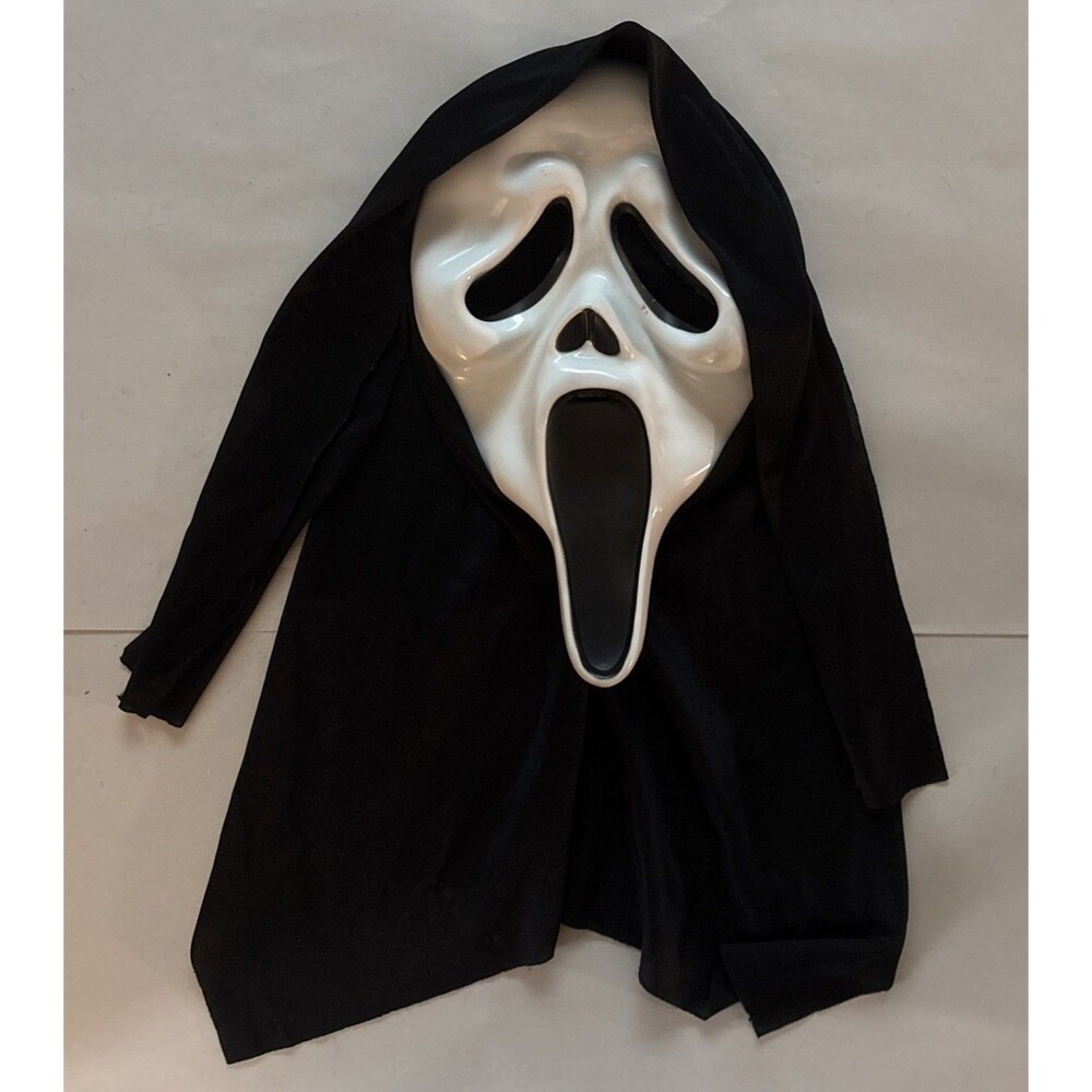 Ghost Face Scream Mask 9206 Fun World Easter Uimited Vintage Halloween Made 6/23
